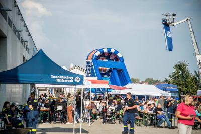 Stuttgart: THW laedt zum Tag der offenen Tuer und viele Besucher kamen